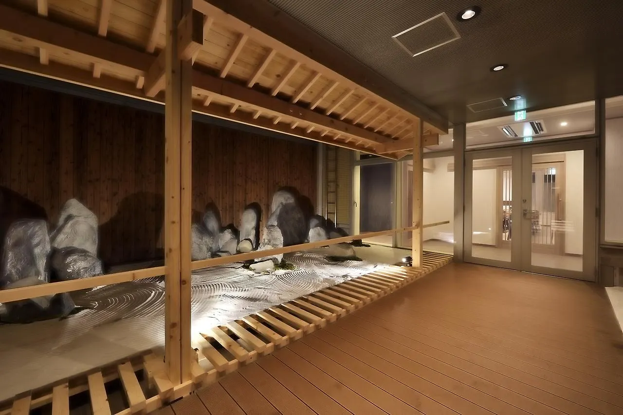 ***  Cabin & Capsule Hotel J-Ship Osaka Namba Japón